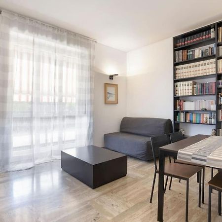 Casa Kika Comoda, Luminosa E Accogliente Milan Luaran gambar