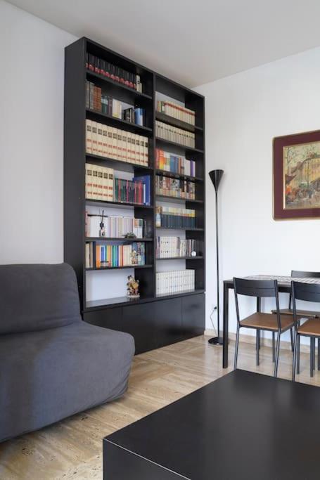 Casa Kika Comoda, Luminosa E Accogliente Milan Luaran gambar