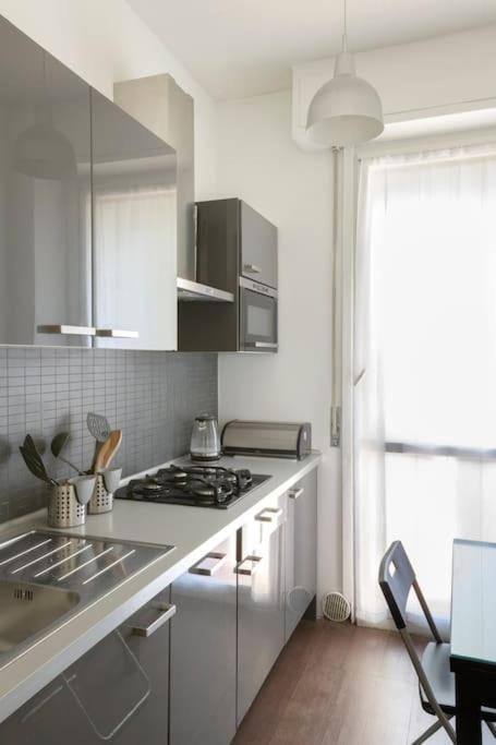 Casa Kika Comoda, Luminosa E Accogliente Milan Luaran gambar
